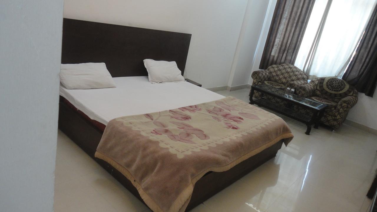 Hotel Satyartha Kāthgodām Exterior foto